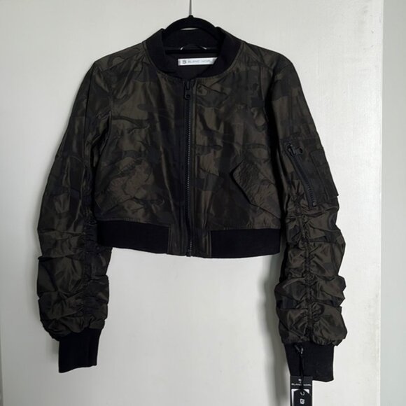 Woman’s jacket, Blanc Noir size, medium camouflage, military green - Picture 1 of 7